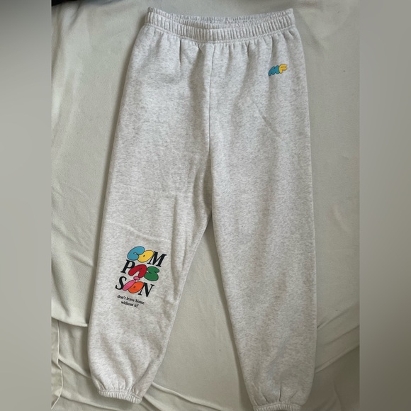 Mayfair Group sweatsuit - Picture 3 of 7